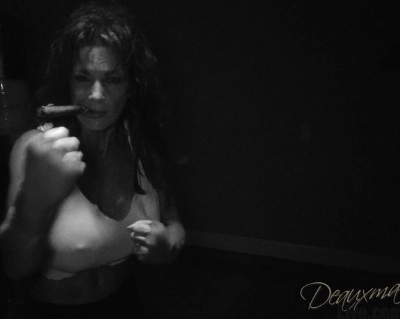 Deauxma aka Deauxma OnlyFans - Reposted in case you missed it the first time Great boxing video, well I think so anyway