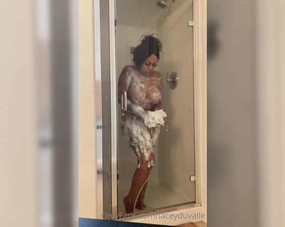 Lacey DuValle aka Laceyduvalle OnlyFans - Shower Time!