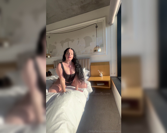 Lillianette aka Lillianette OnlyFans - Im so horny today Tip $10 here to sext with me babe Lets cum together