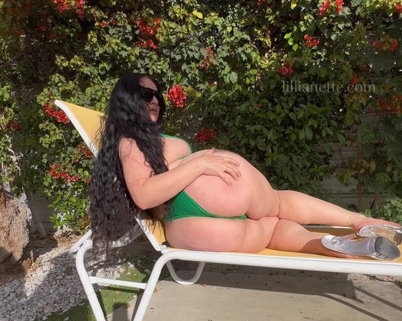 Lillianette aka Lillianette OnlyFans - What would you do if I flashed you by the pool