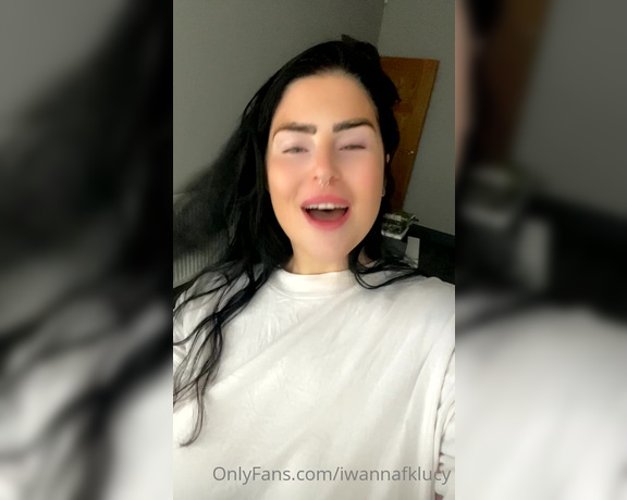 LUCY BLOWS aka Iwannafklucy OnlyFans - Back from moving house!!! Make sure you listen to this How much did you miss me be honest! … BRA