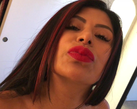 Gabby Quinteros aka Realgabbyquinteros OnlyFans - Hi! Today Saturday, I’ll be doing Personal 1 on 1 Skype Shows for $30 Yes, my lowest price ever!