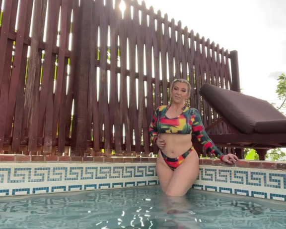 Sara Jay aka Sarajay OnlyFans - POV We’re on vacation together! We’re day drinking and I tease you while you chill in the hot tub
