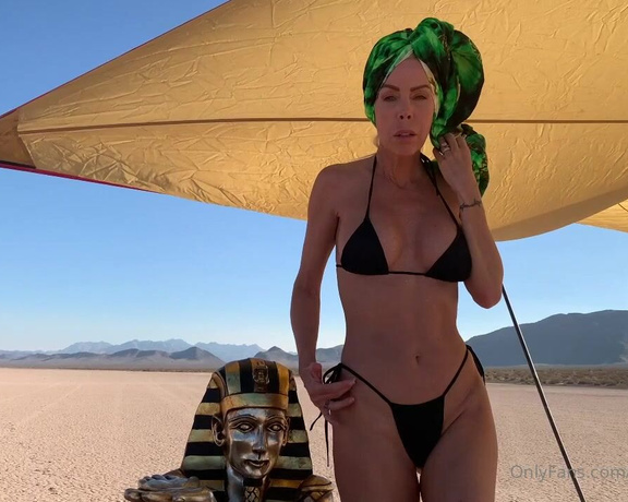 Tabitha Stevens aka Tabithastevens OnlyFans - I just got back from that dry lake and heres the striptease that I did for YOU before I left! And