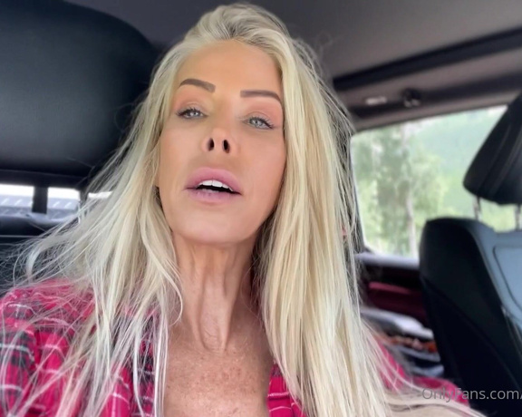 Tabitha Stevens aka Tabithastevens OnlyFans - Out in the mountains on this Magnificent Monday Still on vacation, I’ll posting something naughty