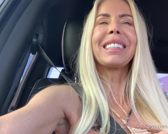 Tabitha Stevens aka Tabithastevens OnlyFans - Hey there! Heading back home from a production meeting! Just wanted to check in Lots of Love, Tabi