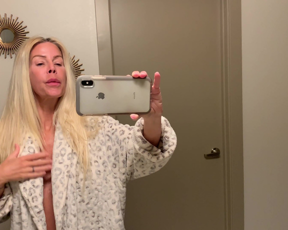 Tabitha Stevens aka Tabithastevens OnlyFans - From this morning before my trek! No makeup, pure and raw! Ha! Much Love, Tabitha XOXOX