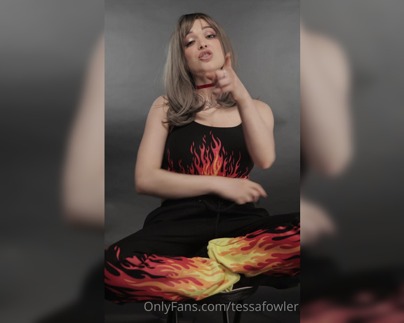 Tessa Fowler aka Tessafowler OnlyFans - Singing” ends at 420 i recommend starting there guys for real this whole time i thought i was