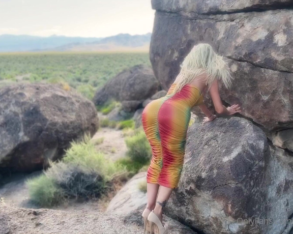 Tabitha Stevens aka Tabithastevens OnlyFans - PART 1 BTS of photo shoot on ancient Shaman rock! I hope your day is going GREAT! Lots of Love, Tabi