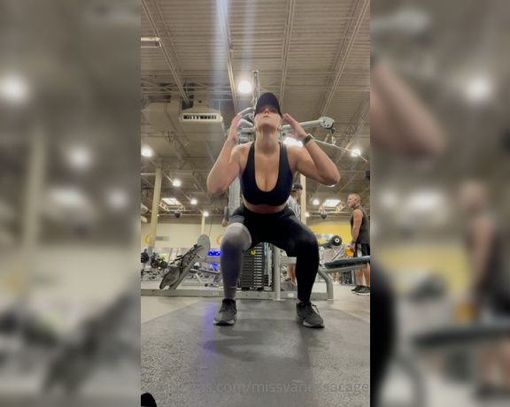 Vanessa Cage aka Missvanessacage OnlyFans - Little look into my leg day at the gym let me know what you think!