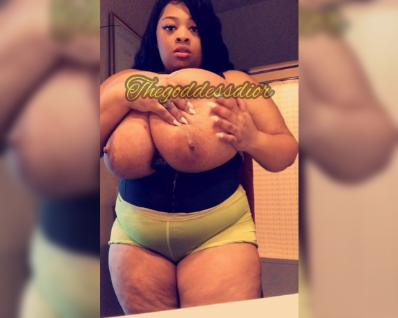 OnlyGoddessDior - Are you thirsty baby, 3D, BBW, Big Tits, Huge Tits, Underwater Fetish, ManyVids