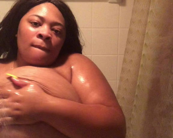 OnlyGoddessDior - Sexy shower time, Shower, BBW, Huge Boobs, Small Tit Humiliation, Big Tits, ManyVids