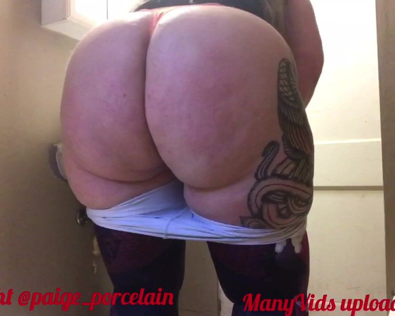 Paige_porcelain - PAWG Quick playtime at work, Ass Smacking, BBW, Booty Clapping, PAWG, Twerk, ManyVids