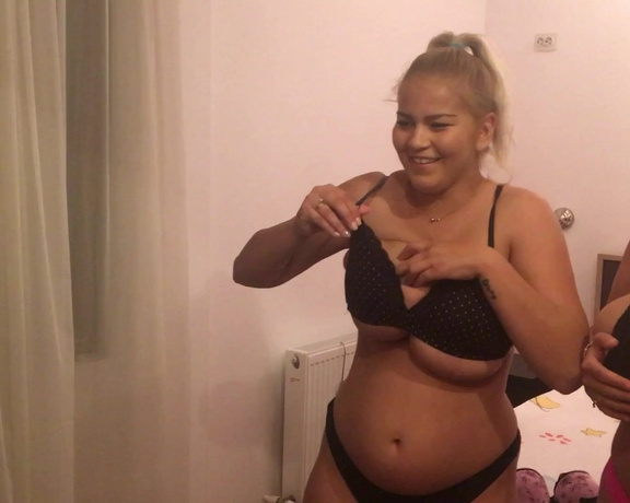 Helen_Star - small bra swap, Big Tits, Bra & Panties, Bra Fetish, Huge Boobs, Nudity/Naked, ManyVids