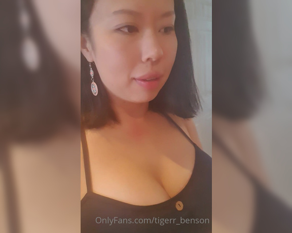 Tigerr Benson aka Tigerr_benson OnlyFans - Vlog part 1