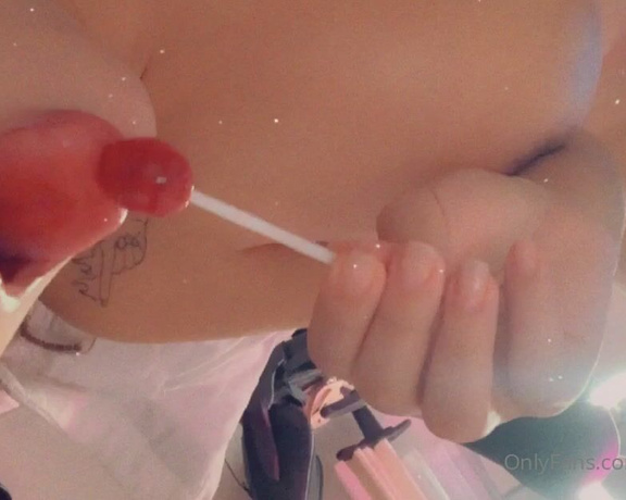 Victoria Matosa aka Babymatosao OnlyFans - Suck hard your lollipop
