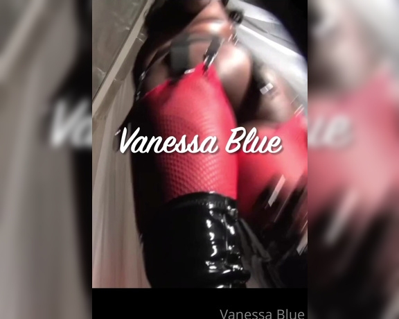 Vanessa Blue aka Vanessablue OnlyFans - My mystery folder of goodies is always bigger than my tits… #FolderCleaning