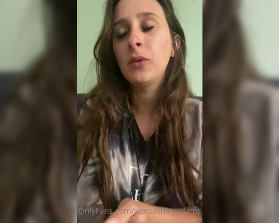 Ashley Adams aka Xoxoashleyadams OnlyFans - Explanation on why i didn’t get waxed yesterday