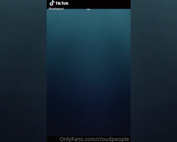 Cloudpeople aka Cloudpeople OnlyFans - With me are you gonna sink swim