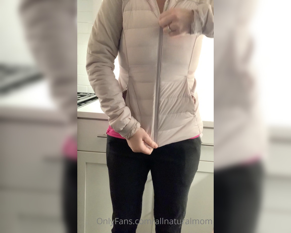 Allnaturalmom aka Allnaturalmom OnlyFans - Cold weather attire