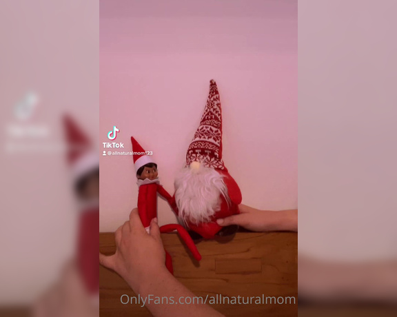 Allnaturalmom aka Allnaturalmom OnlyFans - It’s Christmas week Swipe right if you want to hear the greatestcheesiest Christmas story ever 2