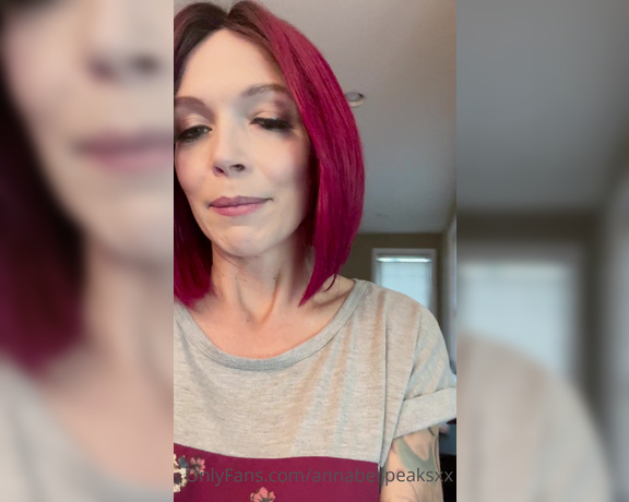 Anna Bell Peaks aka Annabellpeaksxx OnlyFans - NEW VLOG ALERT! This morning I made a new vlog update! How I spent my Sunday with some really fun