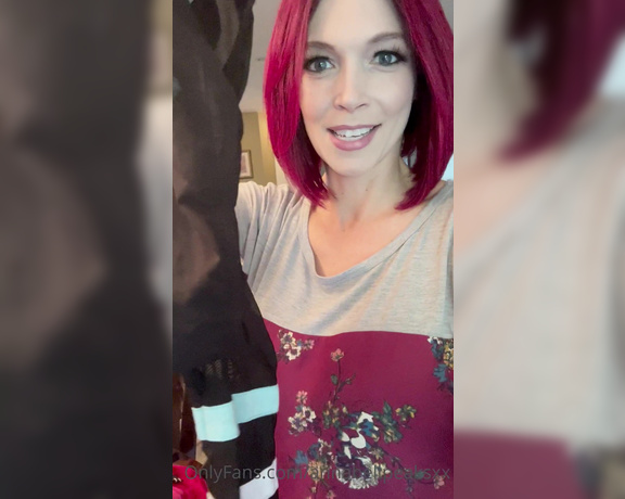 Anna Bell Peaks aka Annabellpeaksxx OnlyFans - NEW VLOG ALERT! This morning I made a new vlog update! How I spent my Sunday with some really fun