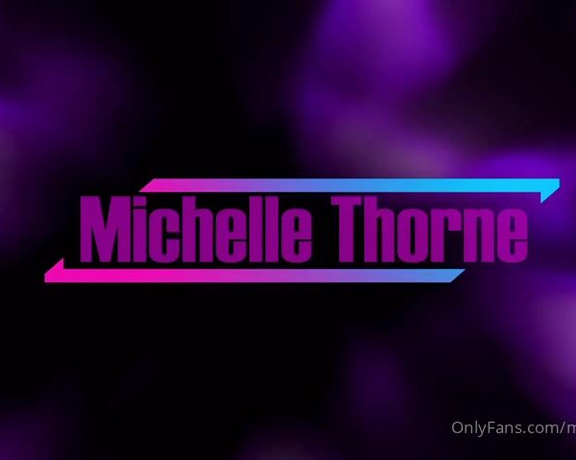 Michelle Thorne aka Michellethorne OnlyFans - Lipstick and smoking thank you to Mike for ordering this custom here’s a little teaser of it!!