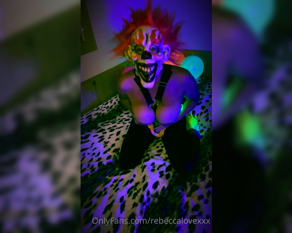 Rebecca Love aka Rebeccalovexxx OnlyFans - Creepy Clown with the Pink Strap On Video