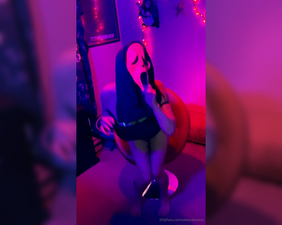 Rebecca Love aka Rebeccalovexxx OnlyFans - Dirty Dance Scream Mask dancing to Heathens for Badoop (custom video)