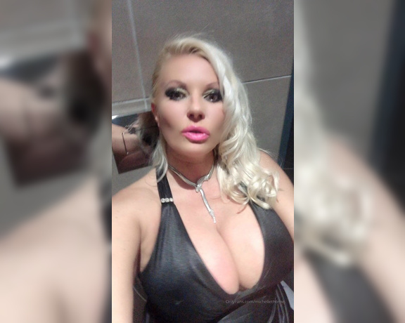 Michelle Thorne aka Michellethorne OnlyFans - A naughty look at my flash in the koi’s at a black tie new year eve bash!!!