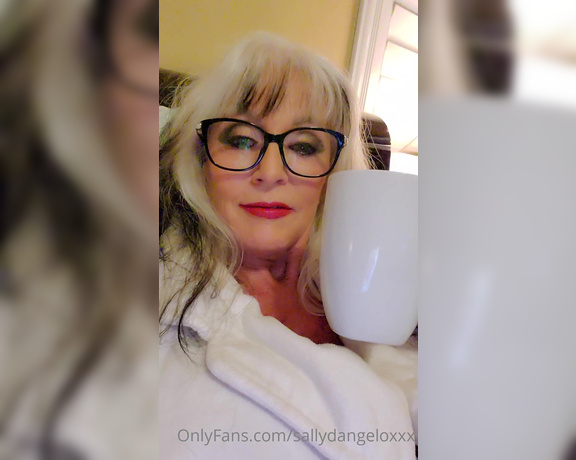 Sally Dangelo aka Sallydangeloxxx OnlyFans - What do you do on a rainy day I multi taskedis that the same as a gang bang