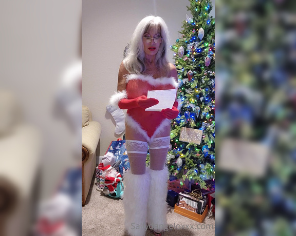 Sally Dangelo aka Sallydangeloxxx OnlyFans - My letter to SANTA CLAUS 2