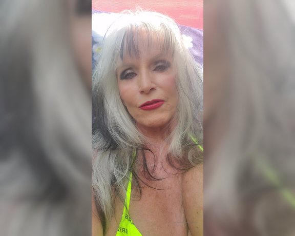 Sally Dangelo aka Sallydangeloxxx OnlyFans - Hi yall