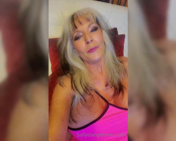 Sally Dangelo aka Sallydangeloxxx OnlyFans - Happy weekend just having some fun memories and want to share with yallsorry its long but I hope