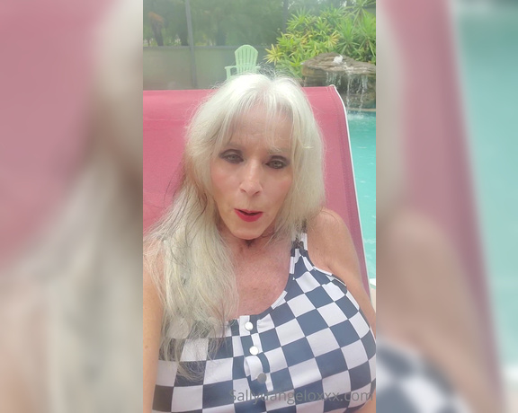 Sally Dangelo aka Sallydangeloxxx OnlyFans - Hi yall ty yall for asking and your concerns I really really do appreciate your your love and