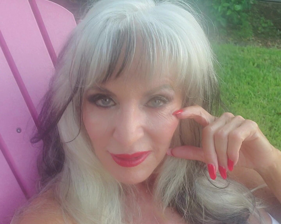 Sally Dangelo aka Sallydangeloxxx OnlyFans - ATTENTION ALL YOU PERVS!! What day is it IT TIME TO PLAY THONG OR THONGLESS THURSDAYTHOSE WHO GUES