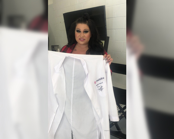 Samantha Mack aka Thesamanthamack OnlyFans - Message NutakuNord on Instagram or NutakuGames on twitter to take home my autographed lab coat and 1