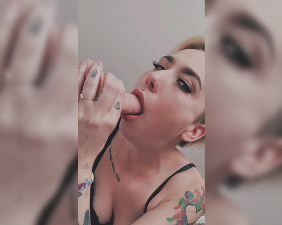 XXXBaylee aka Xxxbaylee OnlyFans - Imagine if this was your cock  this video only gets better & this full video is 10 mins,