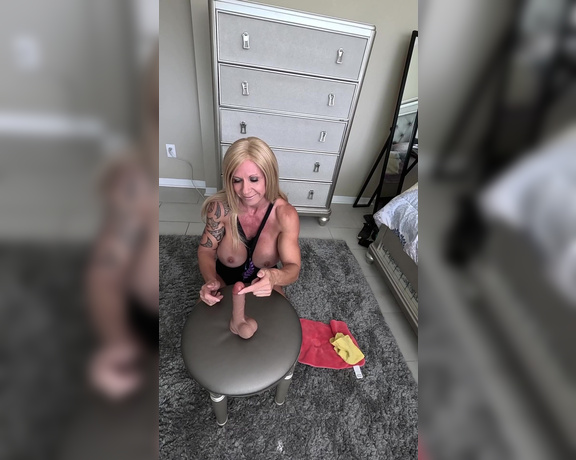 Brooke Tyler aka Brooketyler OnlyFans - Gather around, and lets jerk off together I mean cum onwhy not I hate people who say they don