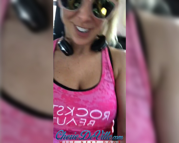 Cherie DeVille aka Cheriedeville OnlyFans - Sometimes I just cant help myself Best Uber ride ever