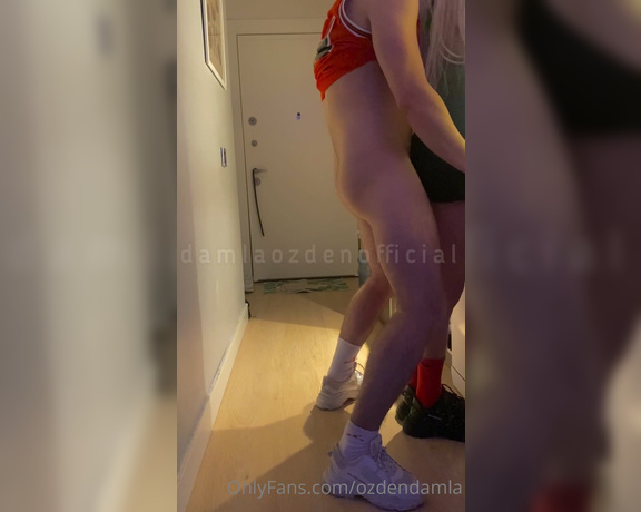 Damla Özden aka Ozdendamla OnlyFans - OMG! Sikicimi buldum sonunda! Evin her yerinde sikti beni artk sk sk video ekeriz yaladm sizi