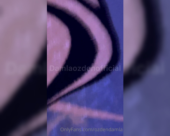 Damla Özden aka Ozdendamla OnlyFans - Pi Arda Ben odaya kapatyorum rahat sikimek iin o beni ekiyormu amk kskskskks neyseki gzel