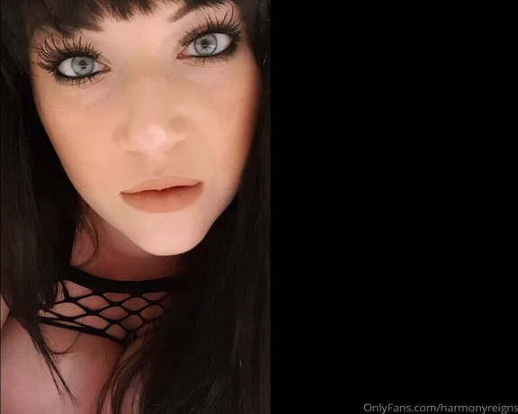 Harmony reigns aka Harmonyreigns OnlyFans - Close up to my face