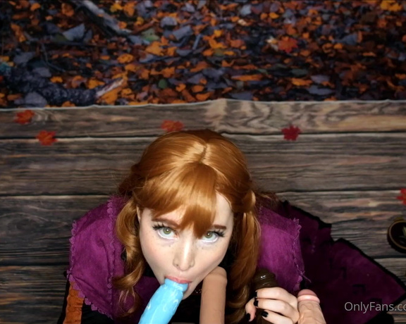 Foxycosplay - Exclusive Anna XXX video teaser! Watch the princess get sullied. ;D (18.07.2020)