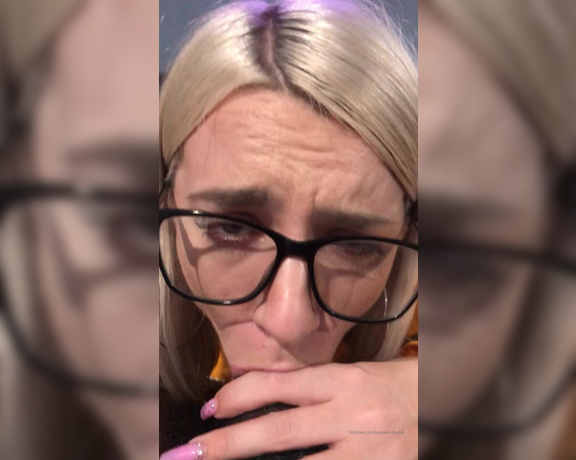 Jaydenonthelow - Here is the full bj video with my glasses good morning (22.03.2020)
