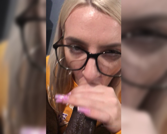 Jaydenonthelow - Here is the full bj video with my glasses good morning (22.03.2020)