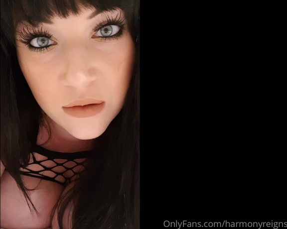 Harmony reigns aka Harmonyreigns OnlyFans - Close up and personal with