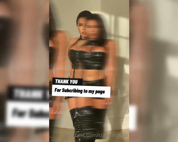 Luna Star aka Cutelunastar OnlyFans - Hey papi 3 thank u for being here, here is a little video for you !
