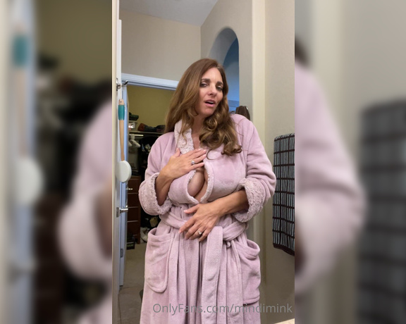 Mindi Mink aka Mindimink OnlyFans - Good morning, stepson! Yes, I do like wearing my nice pink fluffy robe What do you think